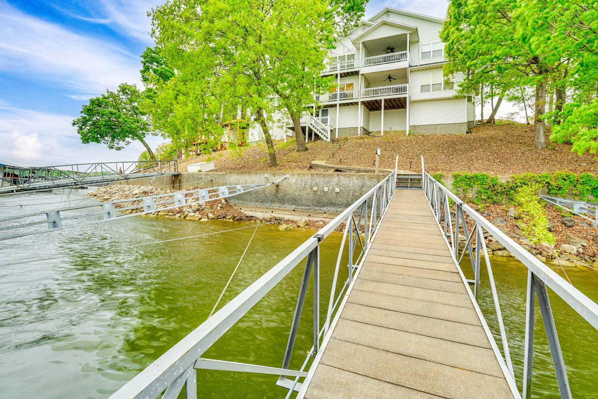 Townhouse With Shared Dock On Lake Of The Ozarks! Dış mekan fotoğraf